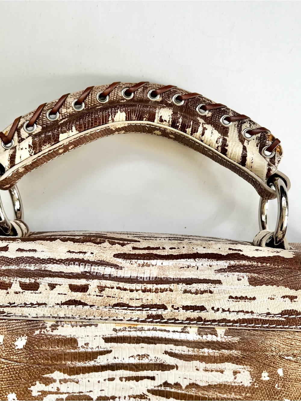 Sondra Robert’s Whipstitch Croc Embossed Two Tone Tan Satchel Hand Bag - Picture 8 of 11